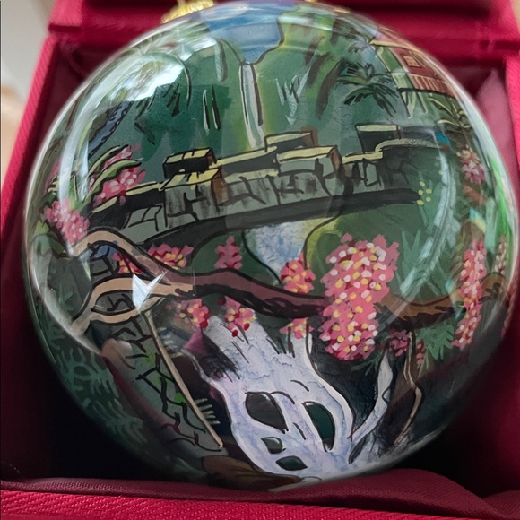 NWT Robert Thomas Hamakua Shack Glass Ball Ornament - Picture 4 of 8